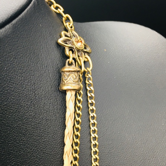 Triple necklace - Picture 7 of 7